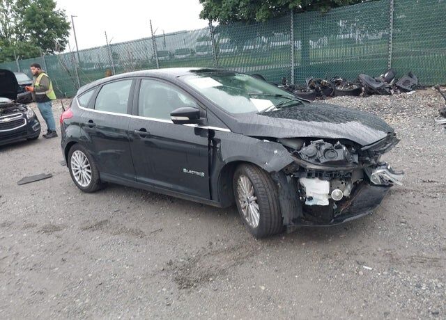 2017 FORD Focus