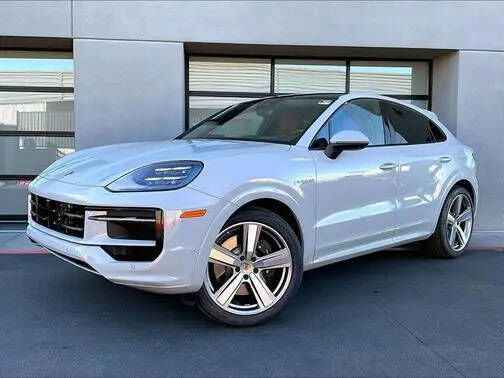 2026 PORSCHE Cayenne