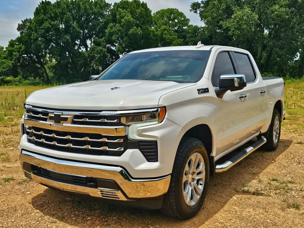 2025 CHEVROLET Silverado