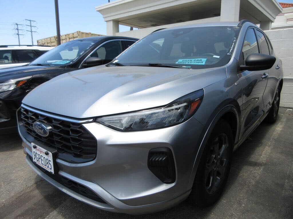 2023 FORD Escape