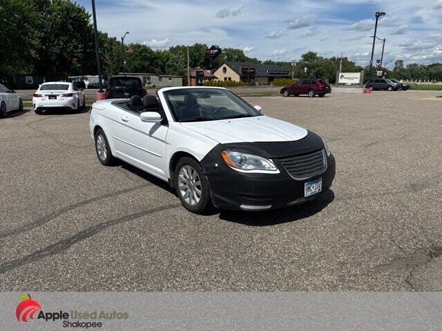 2012 CHRYSLER 200