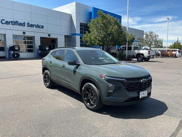 2026 CHEVROLET Trax