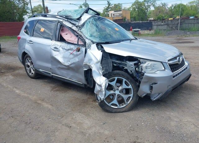 2015 SUBARU Forester