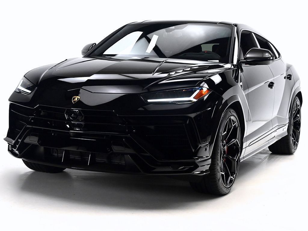 2023 LAMBORGHINI URUS