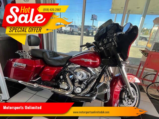 2012 HARLEY DAVIDSON Street Glide 103