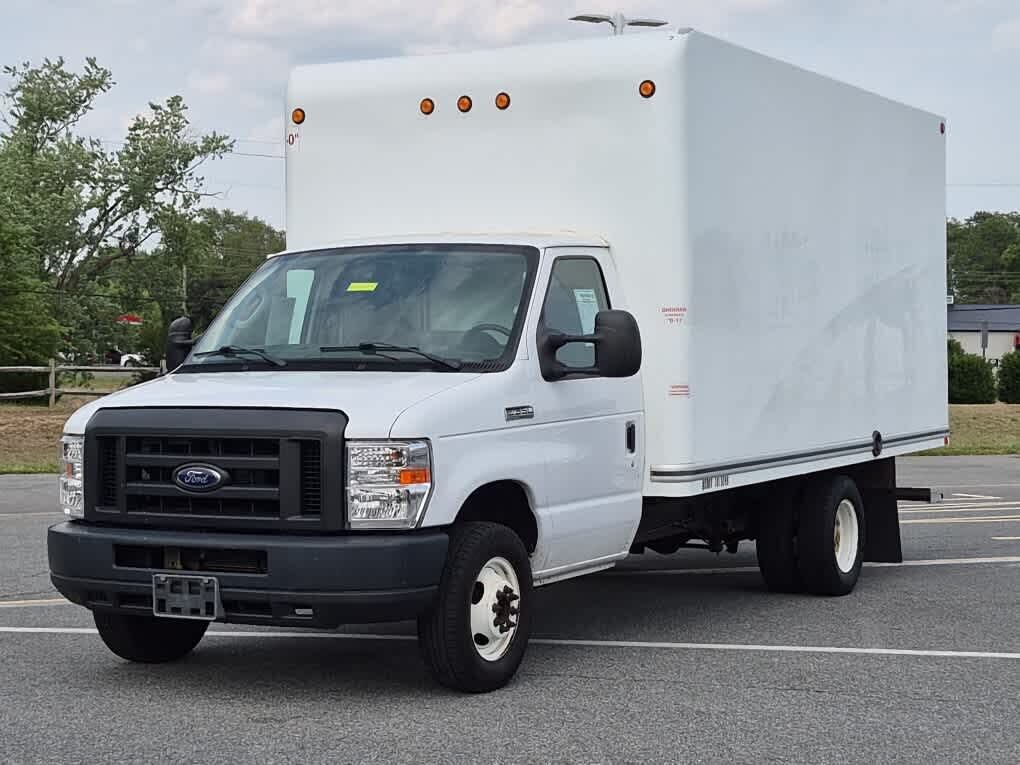 2019 FORD E-350