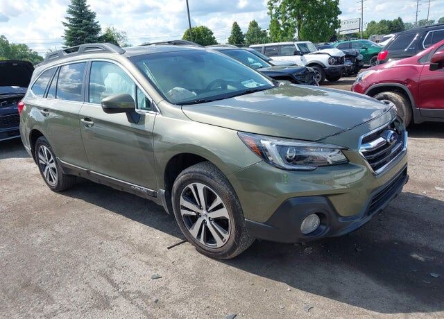 2018 SUBARU Outback