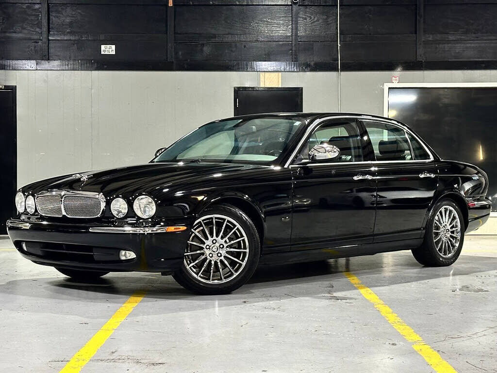 2007 JAGUAR XJ