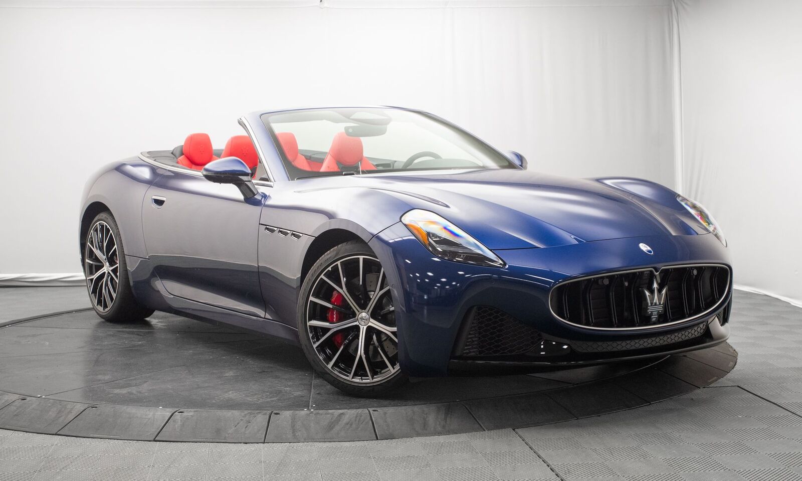 2026 MASERATI GRANTURISMO / GRANCABRIO