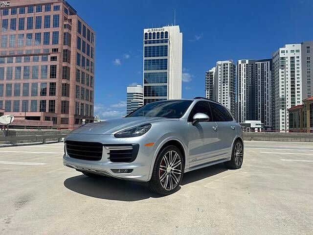 2016 PORSCHE Cayenne