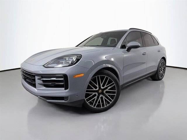 2025 PORSCHE Cayenne
