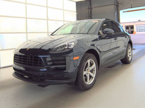 2020 PORSCHE Macan