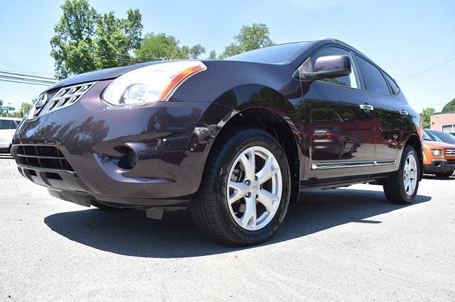 2011 NISSAN Rogue