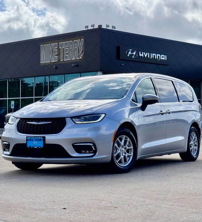 2023 CHRYSLER Pacifica