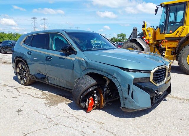 2023 BMW XM