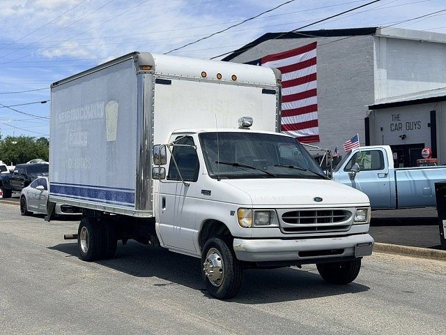 2000 FORD E-350