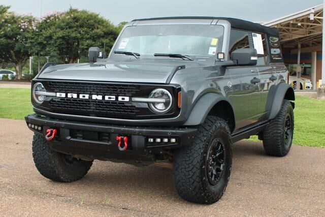 2023 FORD Bronco