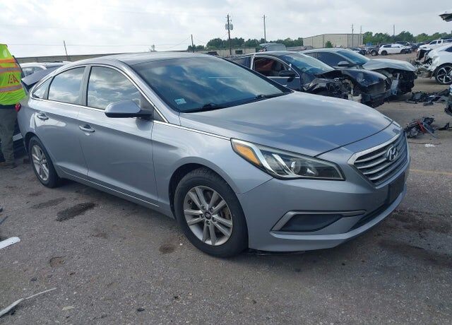 2017 HYUNDAI Sonata
