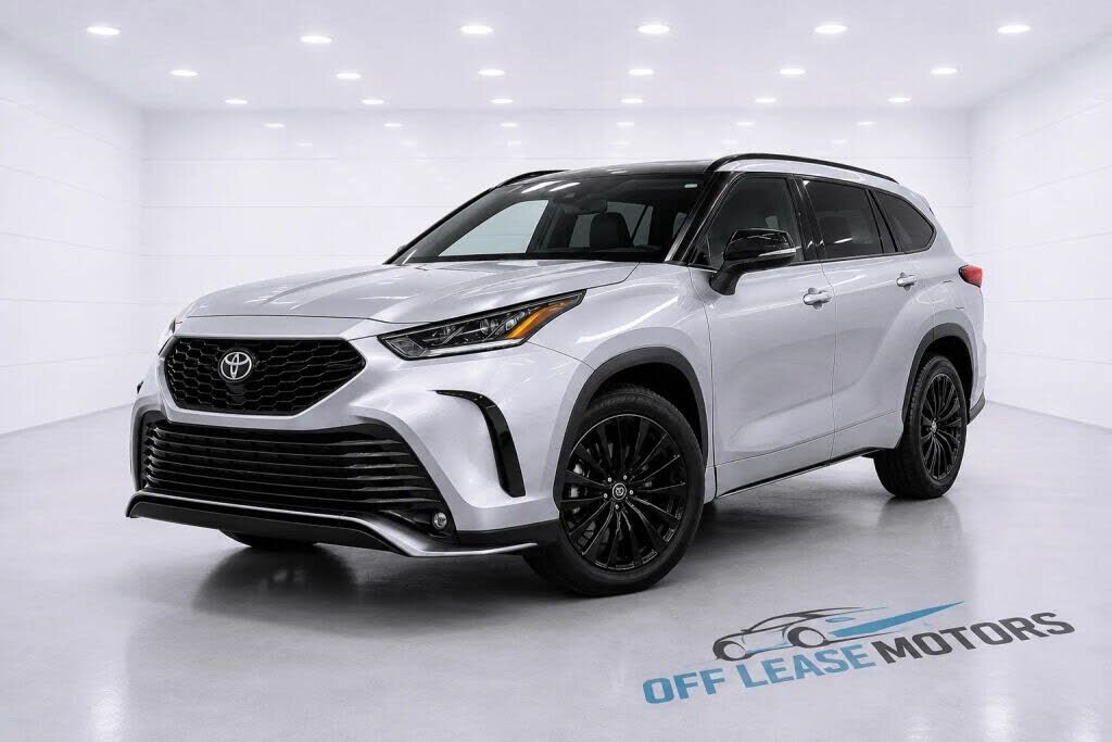 2023 TOYOTA Highlander