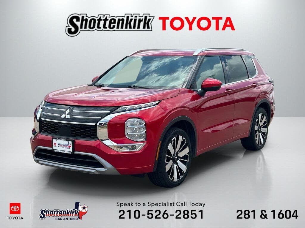2025 MITSUBISHI Outlander