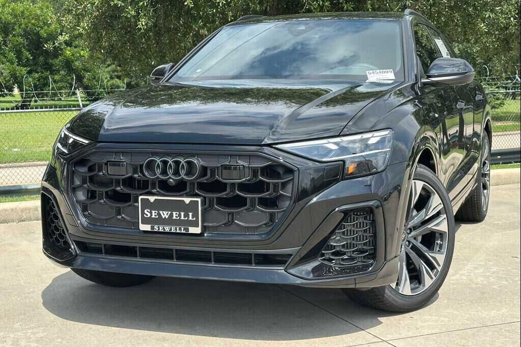 2026 AUDI Q8