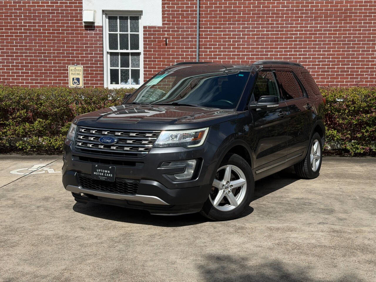 2016 FORD Explorer