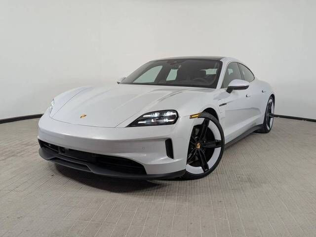 2025 PORSCHE Taycan