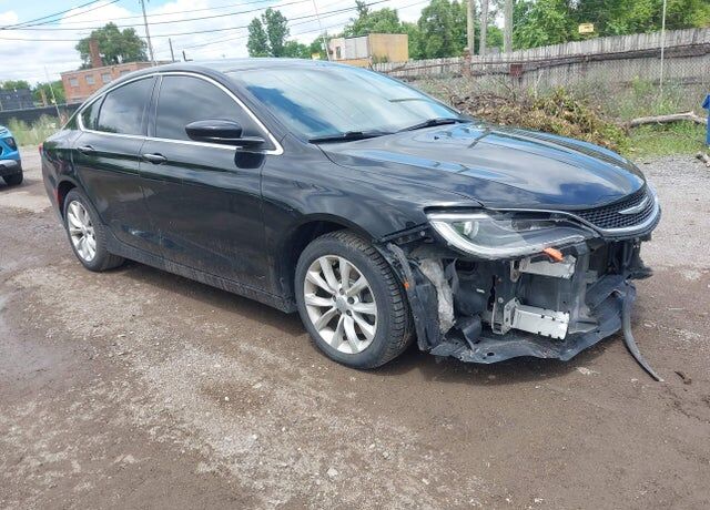 2015 CHRYSLER 200