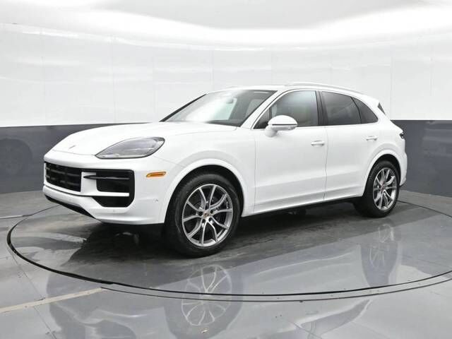 2026 PORSCHE Cayenne