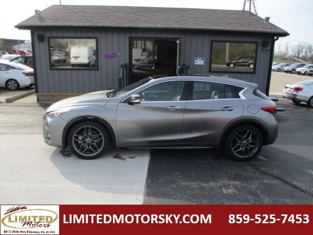 2017 INFINITI QX30