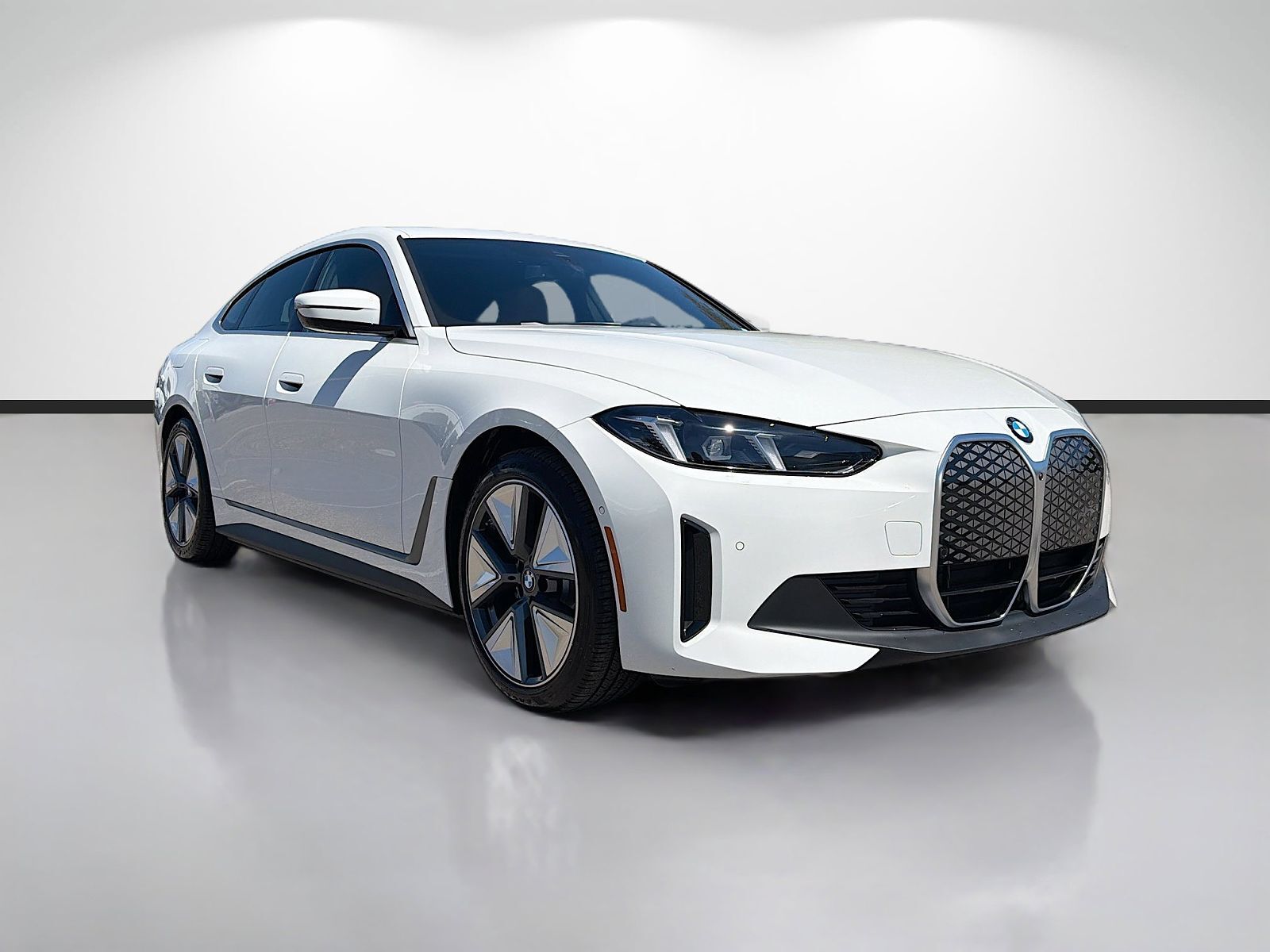 2026 BMW i4