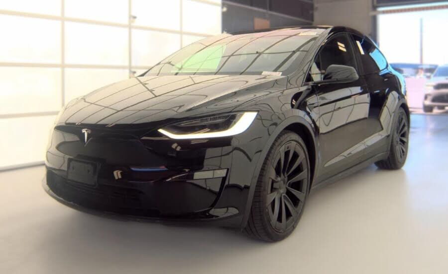 2023 TESLA Model X