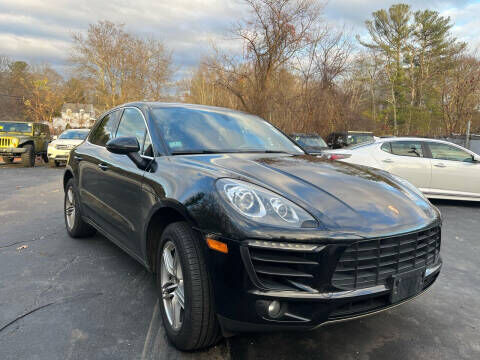 2015 PORSCHE Macan