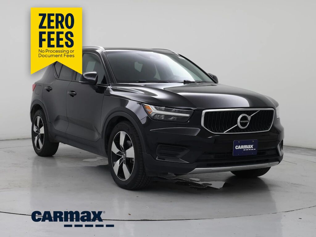 2020 VOLVO XC40