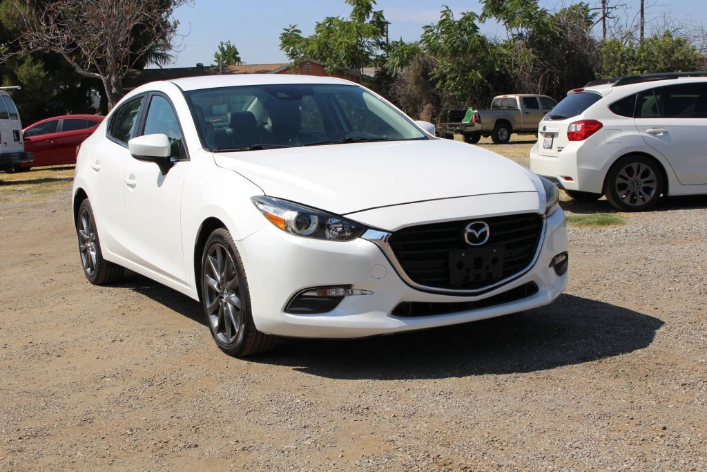 2018 MAZDA Mazda3