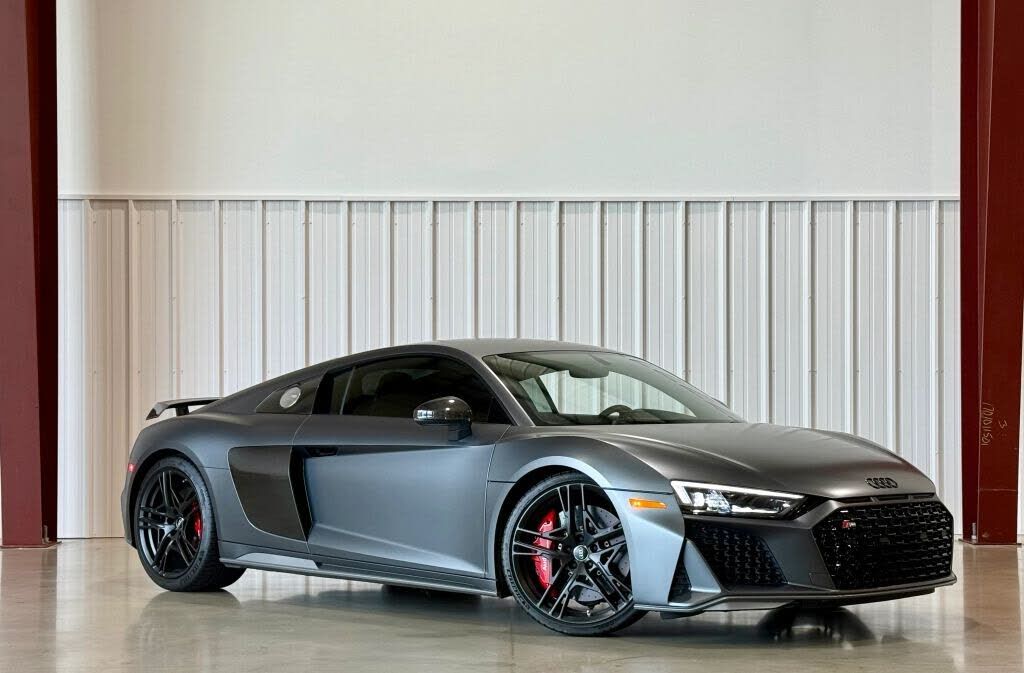 2020 AUDI R8