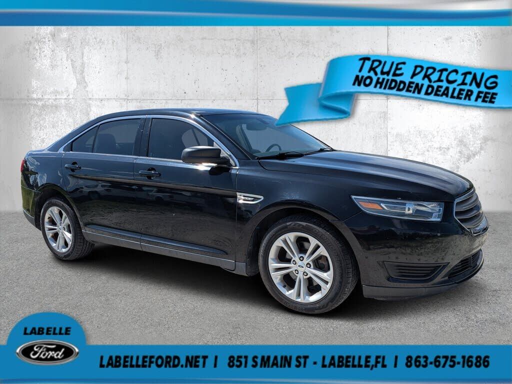 2017 FORD Taurus