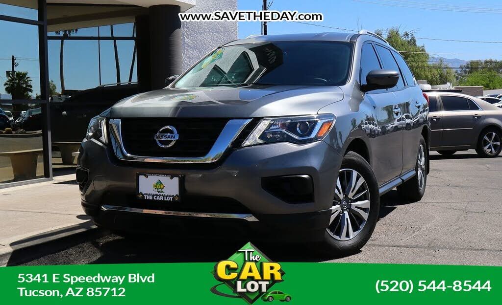 2020 NISSAN Pathfinder