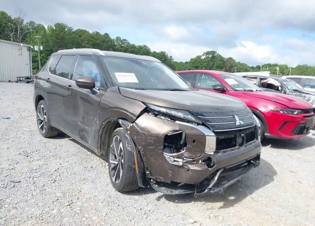 2024 MITSUBISHI Outlander