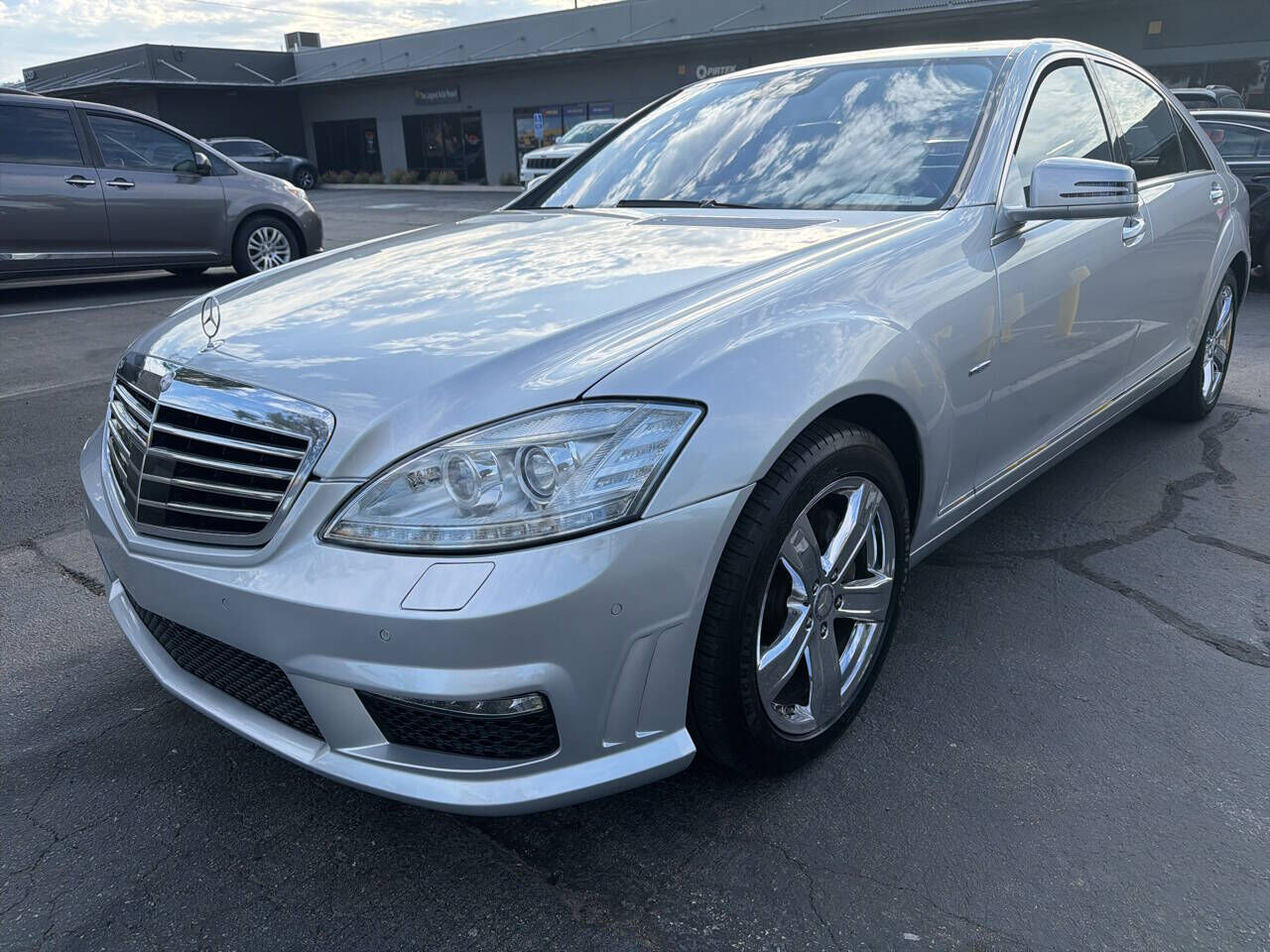 2012 MERCEDES-BENZ S-Class