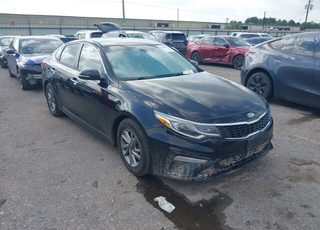2019 KIA Optima