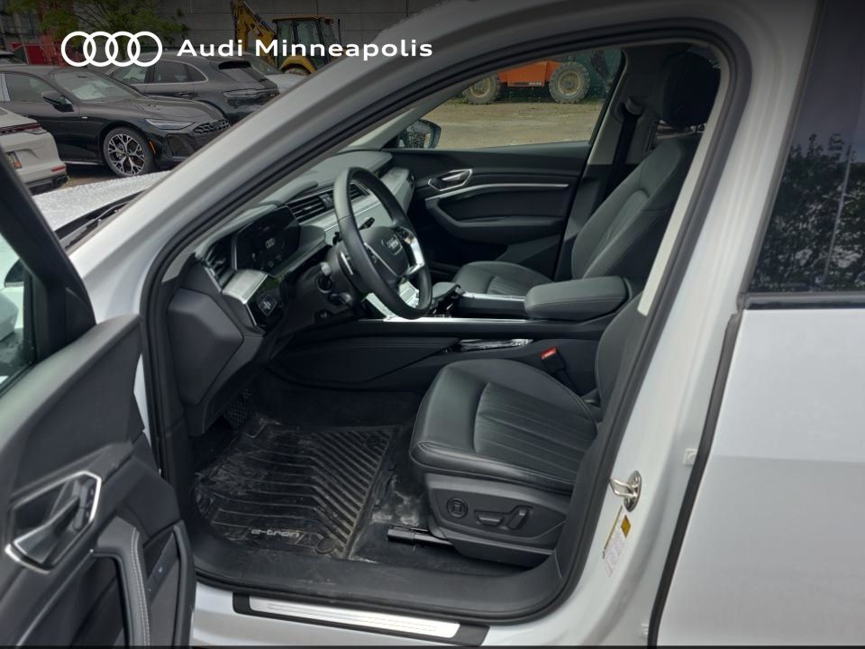 2024 Audi Q8