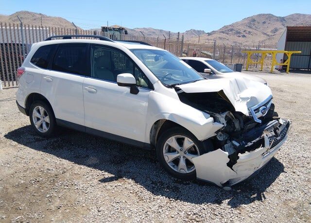 2015 SUBARU Forester