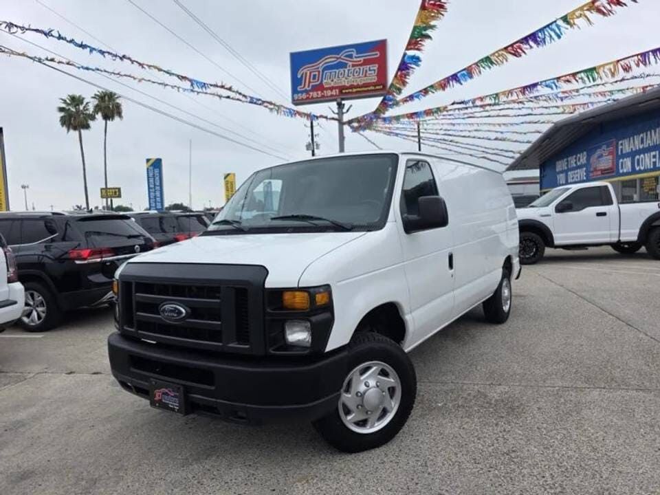2013 FORD E-150