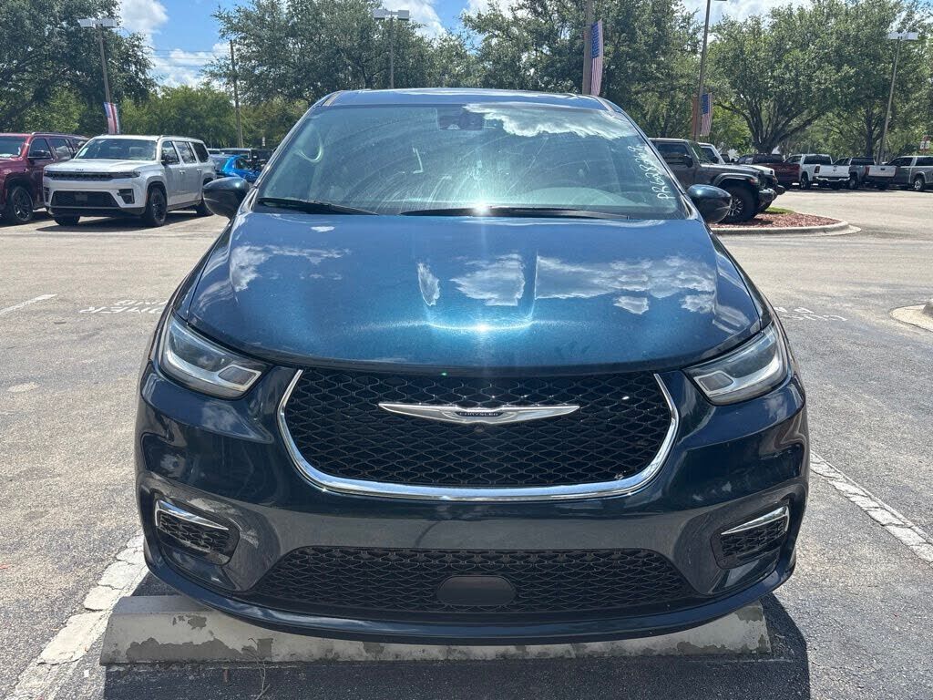 2023 CHRYSLER Pacifica