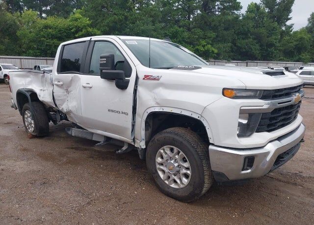 2026 CHEVROLET Silverado HD