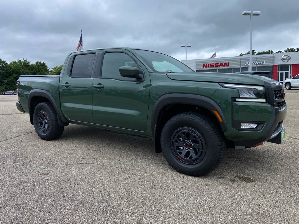 2026 NISSAN Frontier