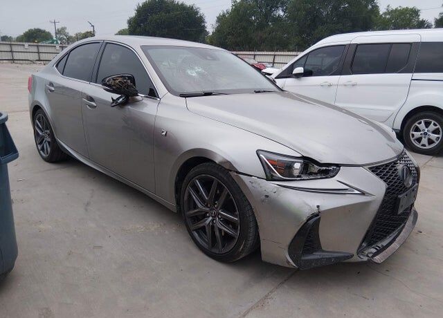 2018 LEXUS IS