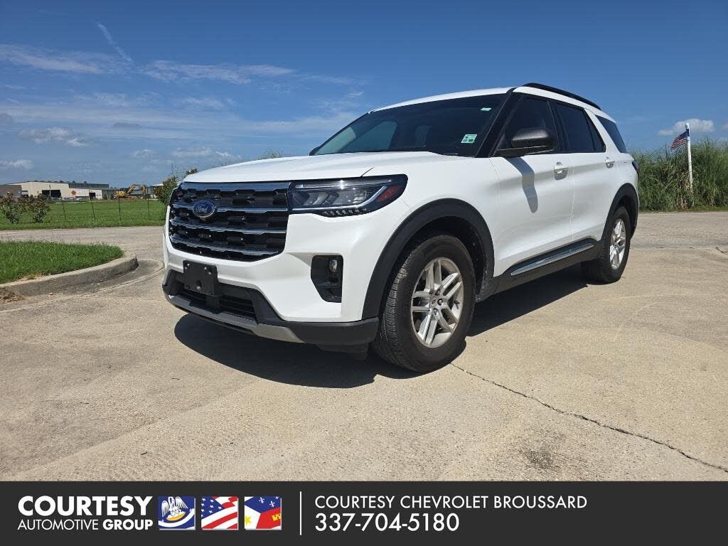 2025 FORD Explorer