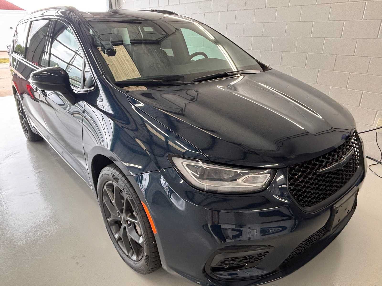 2023 CHRYSLER Pacifica